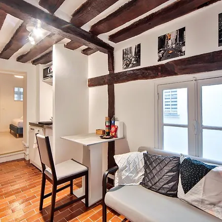Apartman 2pers#saint Germain#musee Du Louvre Párizs
